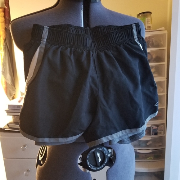 Girls Athletic shorts - Picture 1 of 2